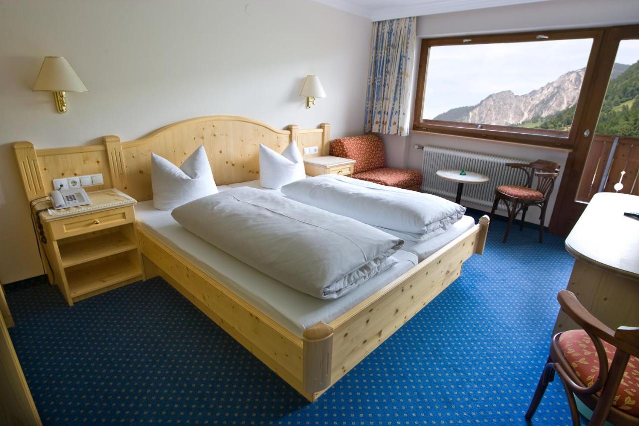 Hotel Brunella Vandans Exteriör bild