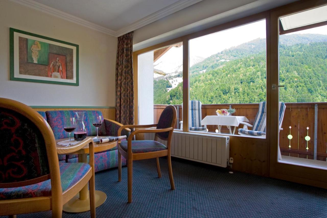 Hotel Brunella Vandans Exteriör bild